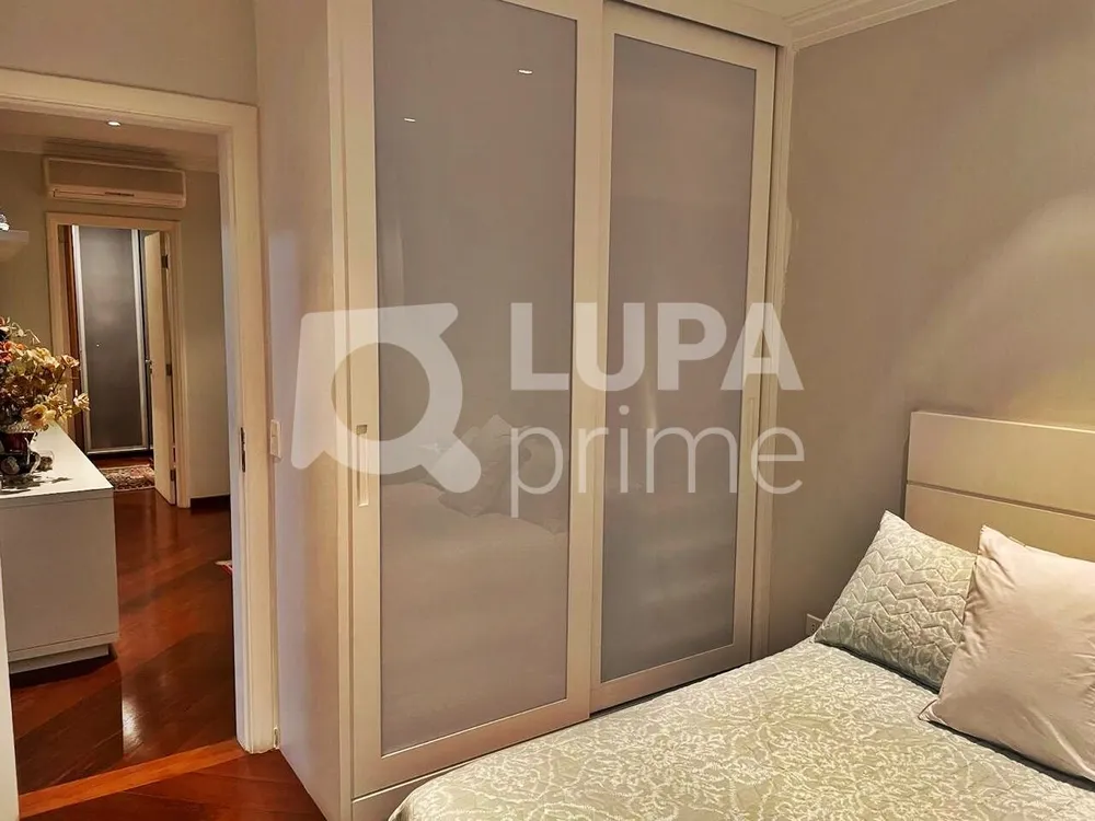 Apartamento, 3 quartos, 210 m² - Foto 8