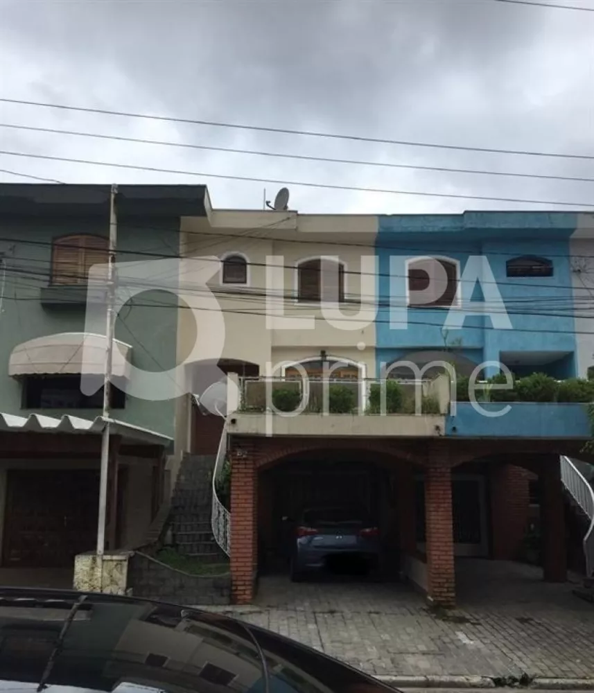 Casa de Condomínio à venda com 3 quartos, 200m² - Foto 2