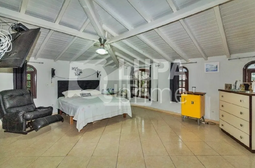 Casa, 5 quartos, 290 m² - Foto 2
