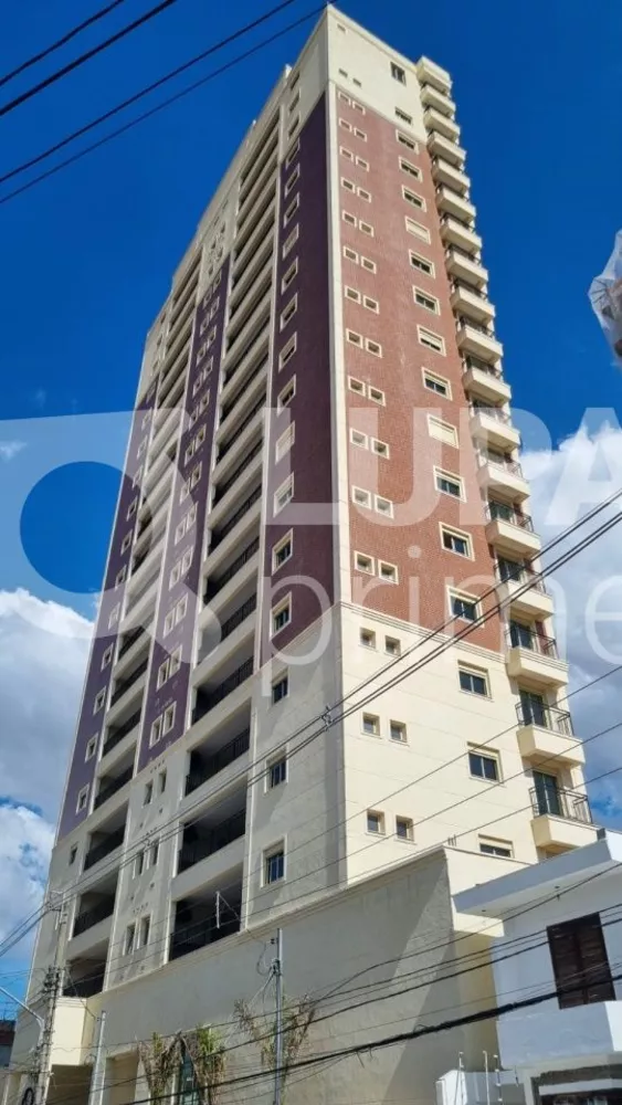 Apartamento à venda com 3 quartos, 133m² - Foto 1