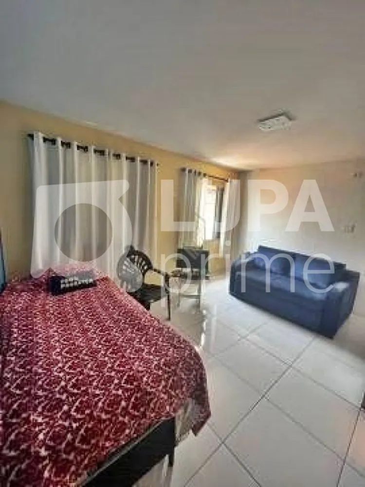 Casa, 3 quartos, 135 m² - Foto 1