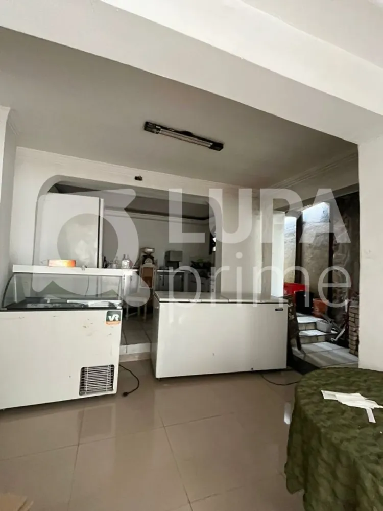 Loja-Salão, 300 m² - Foto 1
