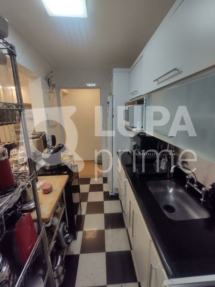 Apartamento à venda com 3 quartos, 70m² - Foto 13