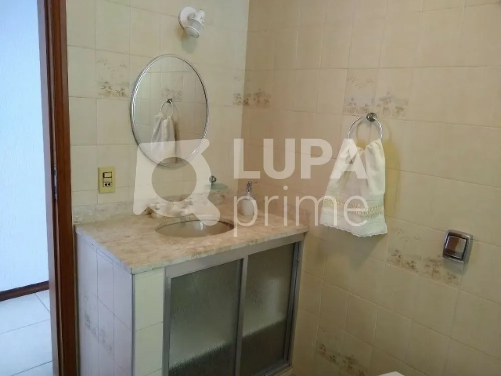 Casa, 2 quartos, 200 m² - Foto 1