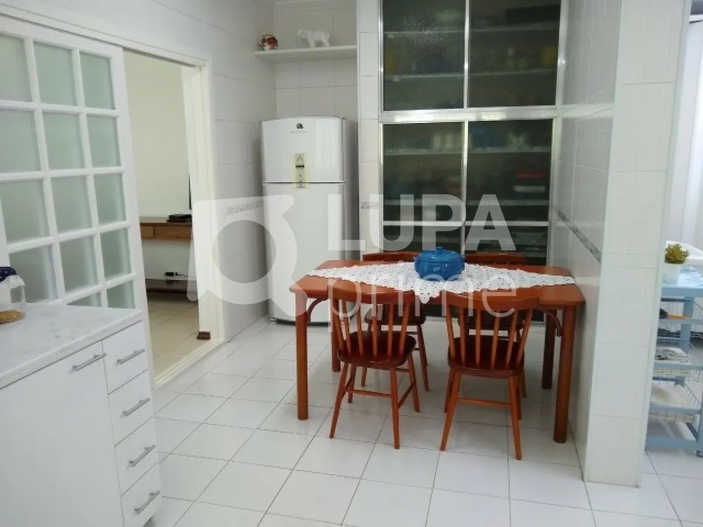 Casa, 2 quartos, 200 m² - Foto 8