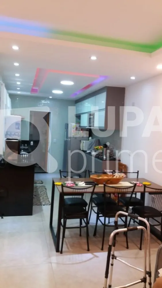 Casa, 3 quartos, 210 m² - Foto 1