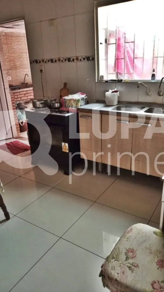 Casa, 1 quarto, 48 m² - Foto 2