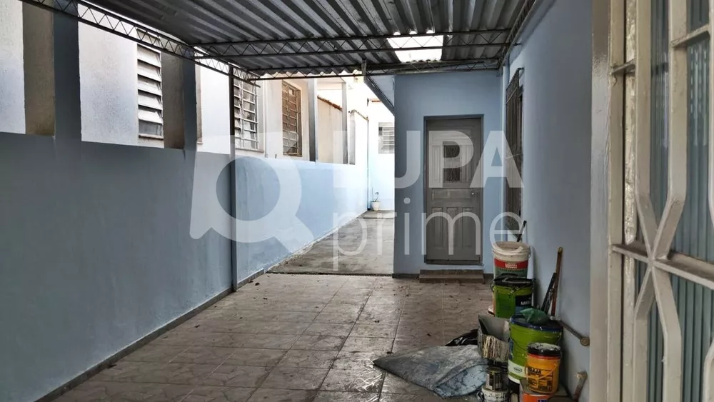 Casa para alugar com 2 quartos, 320m² - Foto 16