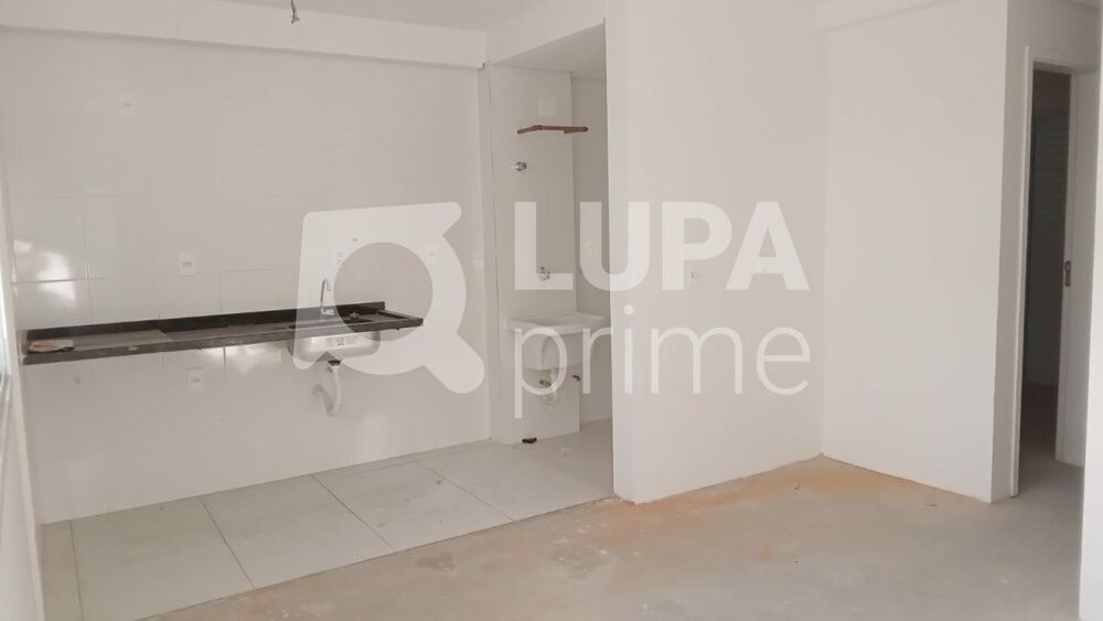 Apartamento à venda com 2 quartos, 40m² - Foto 19