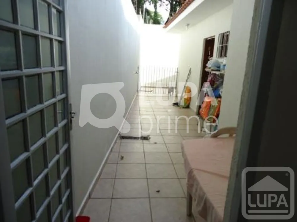 Casa, 3 quartos, 200 m² - Foto 1