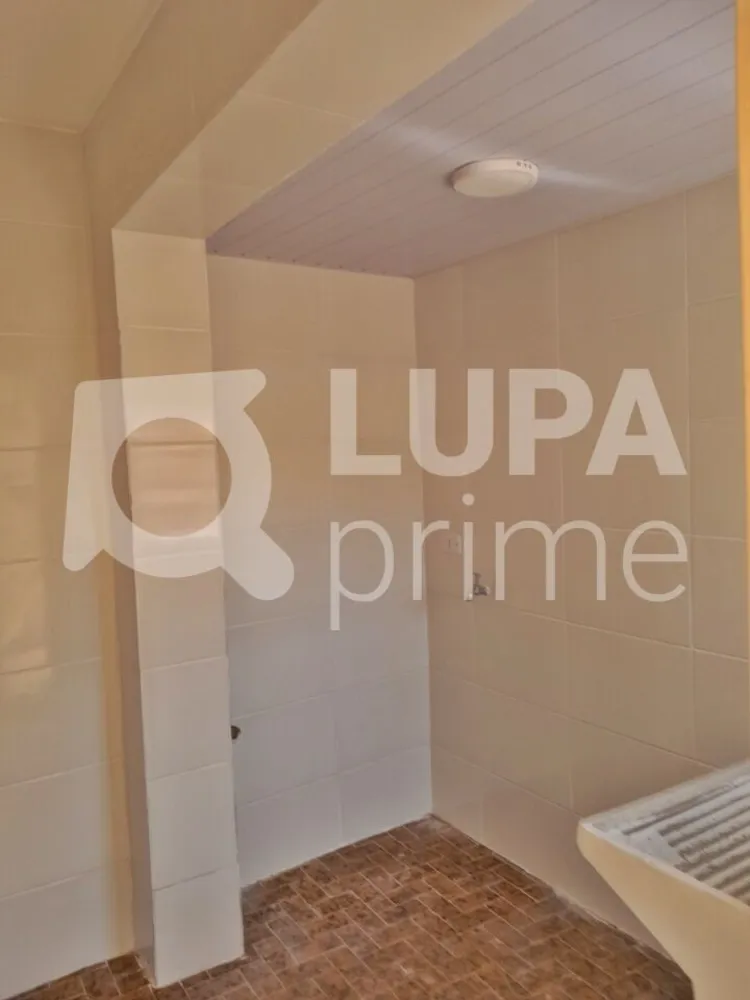 Casa, 3 quartos, 215 m² - Foto 9