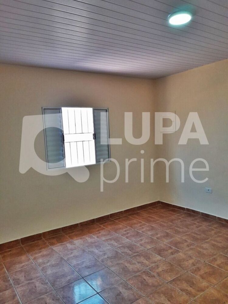 Casa, 3 quartos, 215 m² - Foto 2