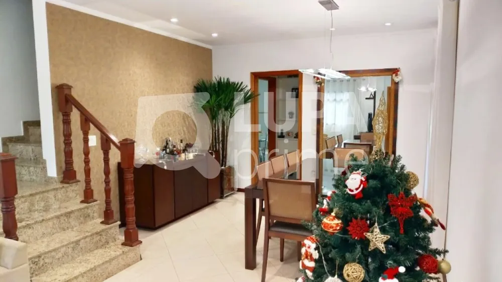 Casa, 2 quartos, 160 m² - Foto 2