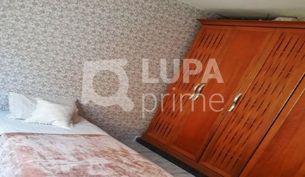 Casa, 3 quartos, 328 m² - Foto 1