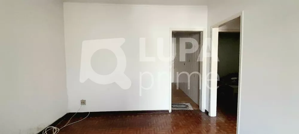 Casa à venda com 2 quartos, 390m² - Foto 4