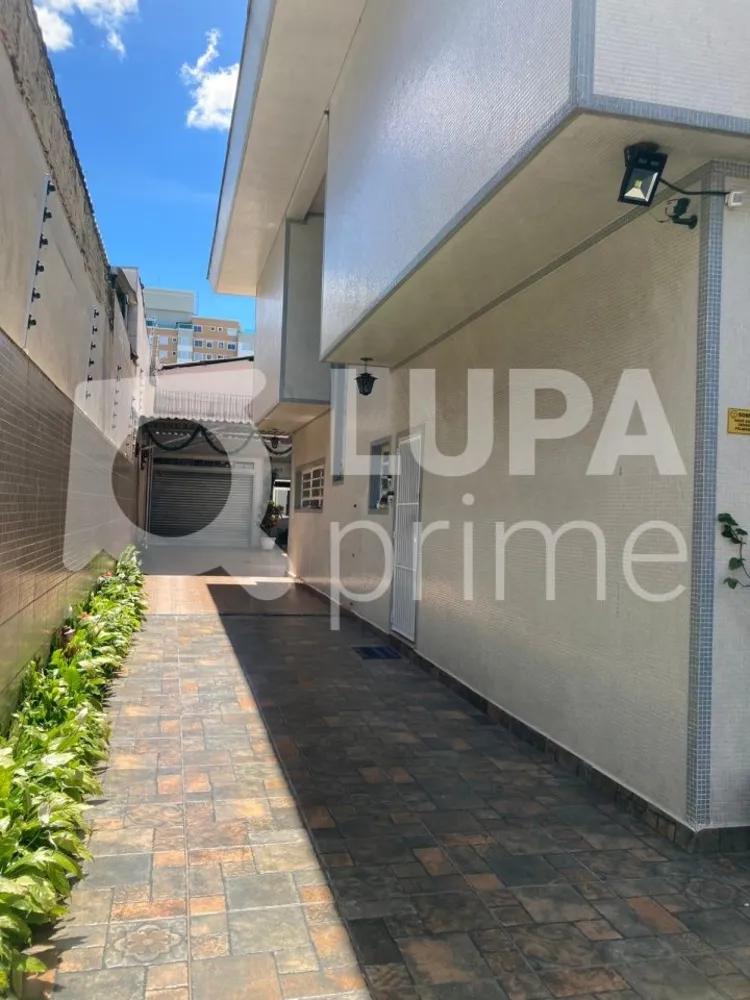 Casa, 3 quartos, 240 m² - Foto 11