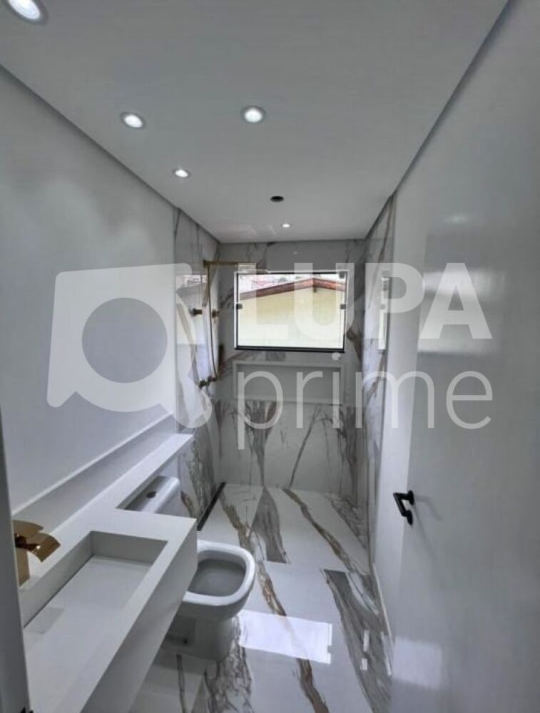 Casa à venda com 3 quartos, 550m² - Foto 8