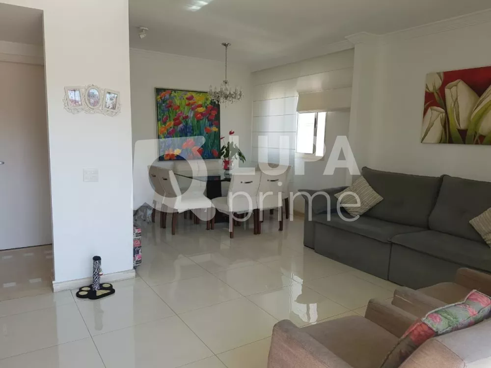 Apartamento à venda com 4 quartos, 178m² - Foto 3