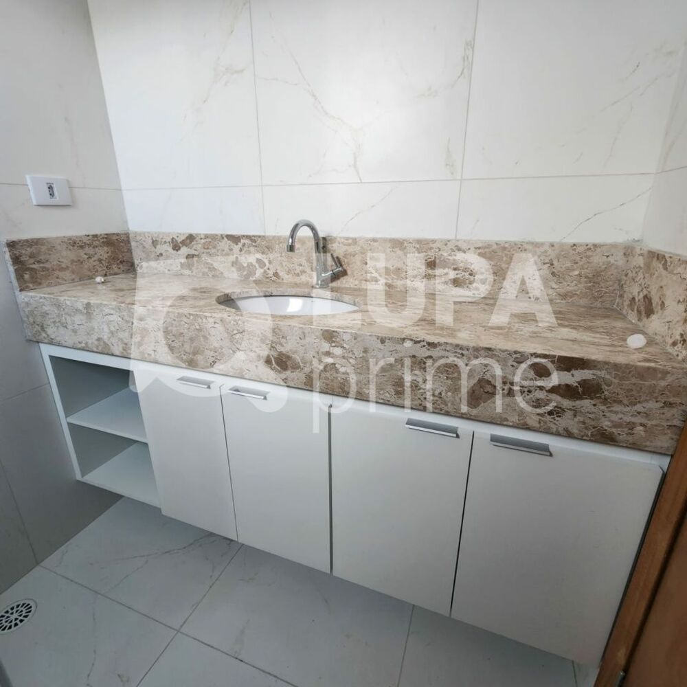 Casa para alugar com 2 quartos, 80m² - Foto 8