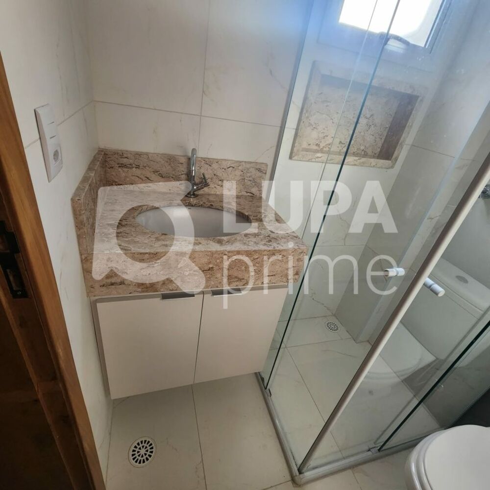 Casa para alugar com 2 quartos, 80m² - Foto 13