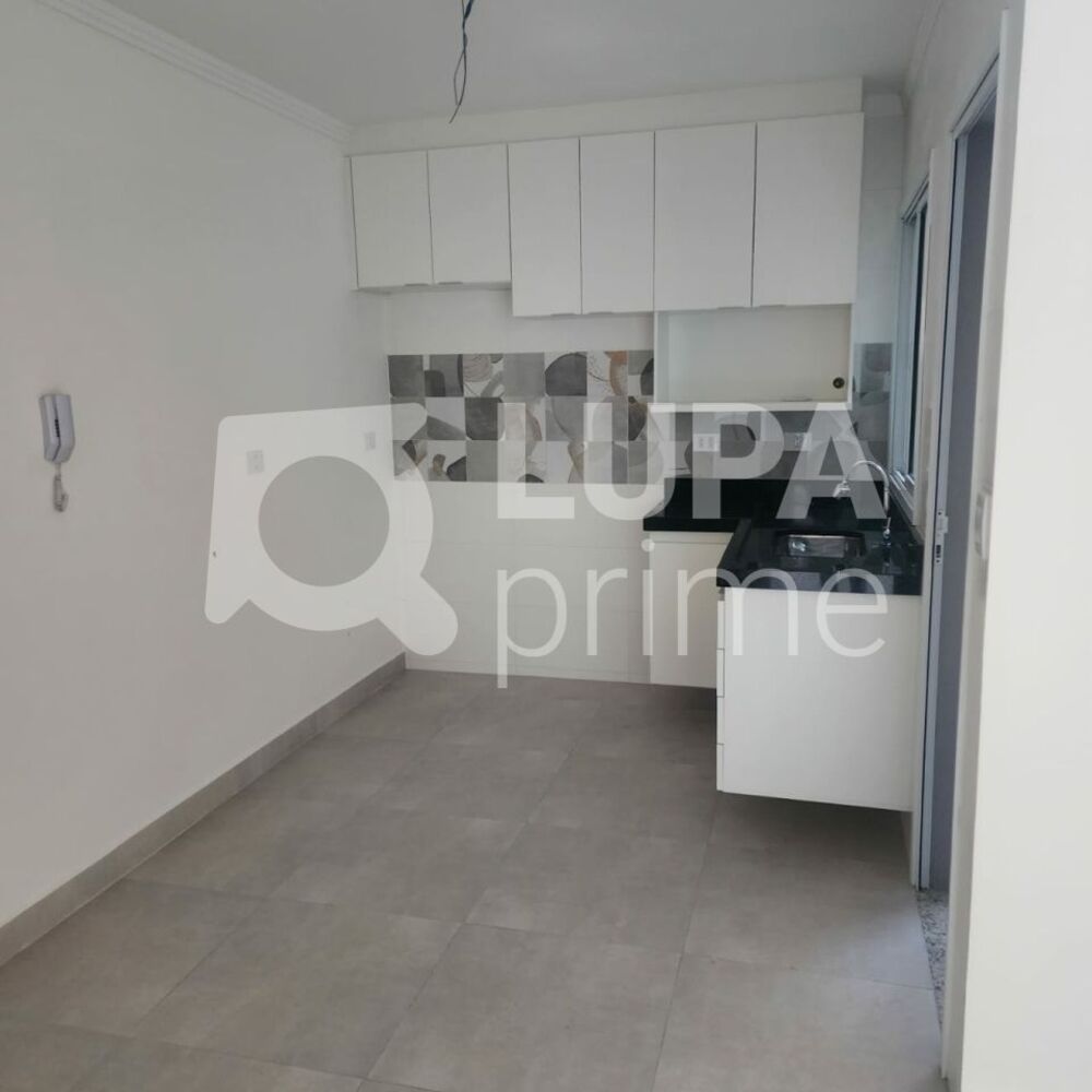 Casa para alugar com 2 quartos, 80m² - Foto 20