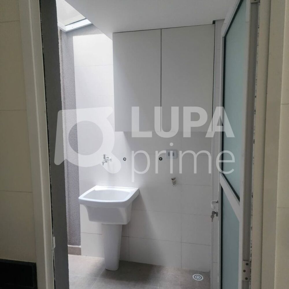 Casa para alugar com 2 quartos, 80m² - Foto 17