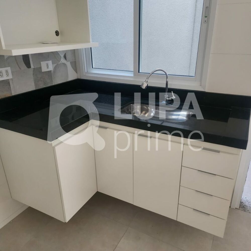 Casa para alugar com 2 quartos, 80m² - Foto 14