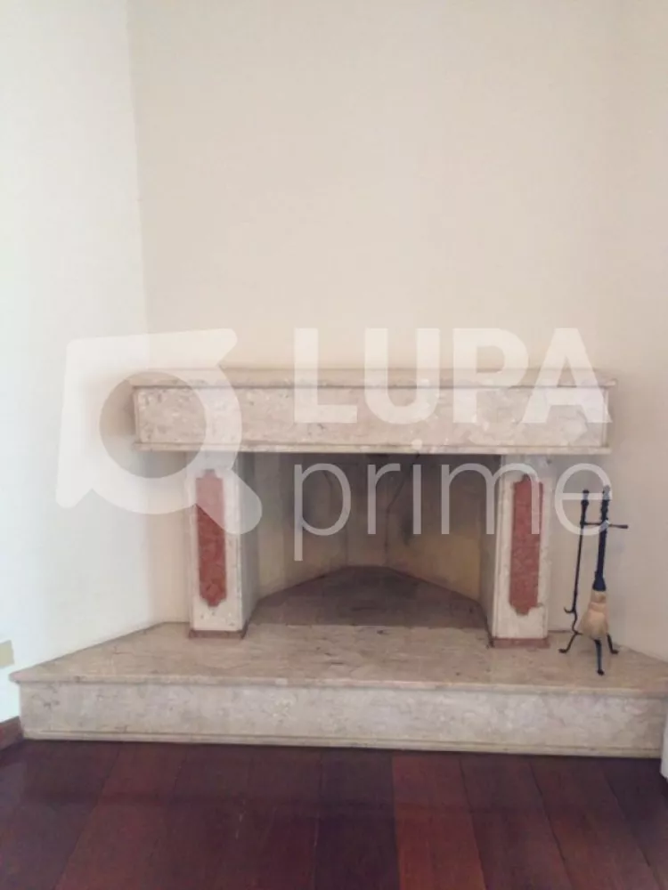 Apartamento à venda com 4 quartos, 159m² - Foto 4