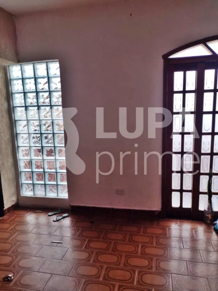 Casa à venda com 4 quartos, 241m² - Foto 6