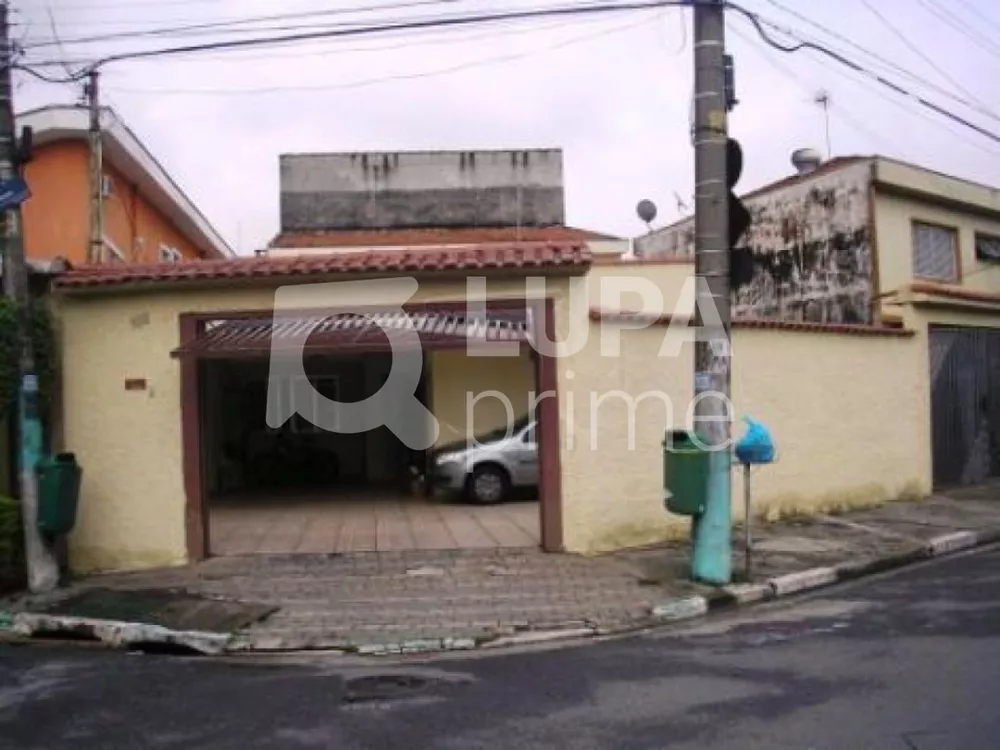 Casa à venda com 5 quartos, 200m² - Foto 1