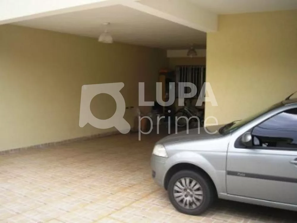 Casa à venda com 5 quartos, 200m² - Foto 4