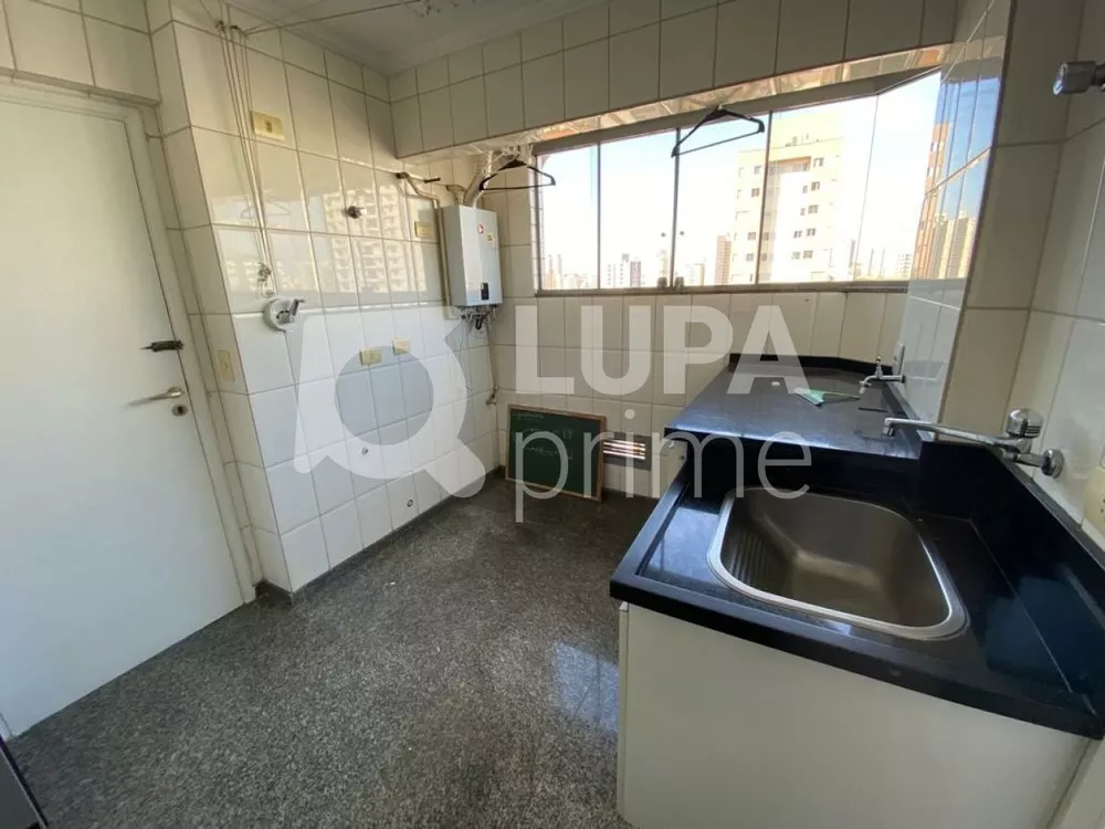 Apartamento à venda com 3 quartos, 157m² - Foto 15