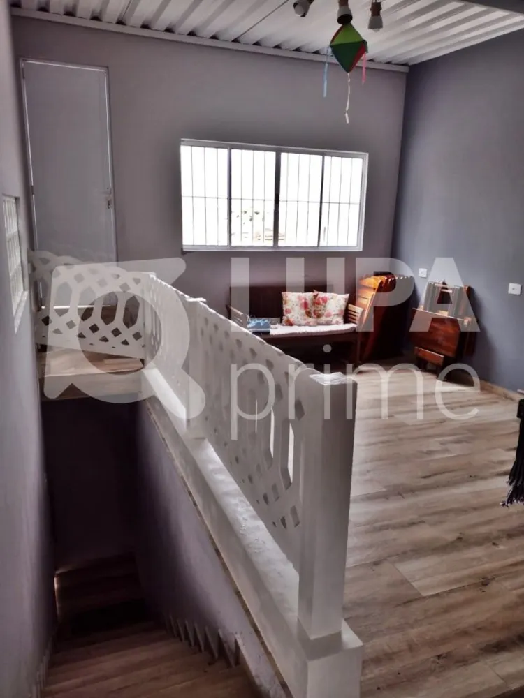 Casa, 5 quartos, 180 m² - Foto 4