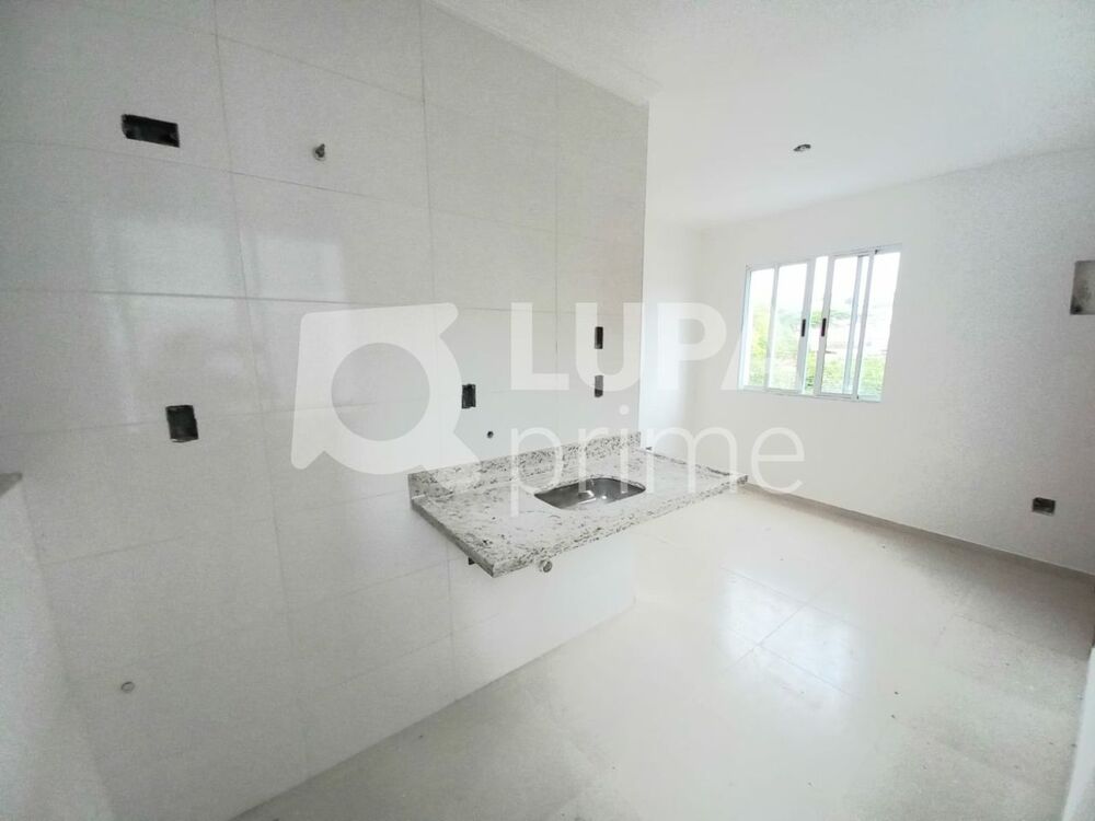 Apartamento à venda com 1 quarto, 33m² - Foto 2