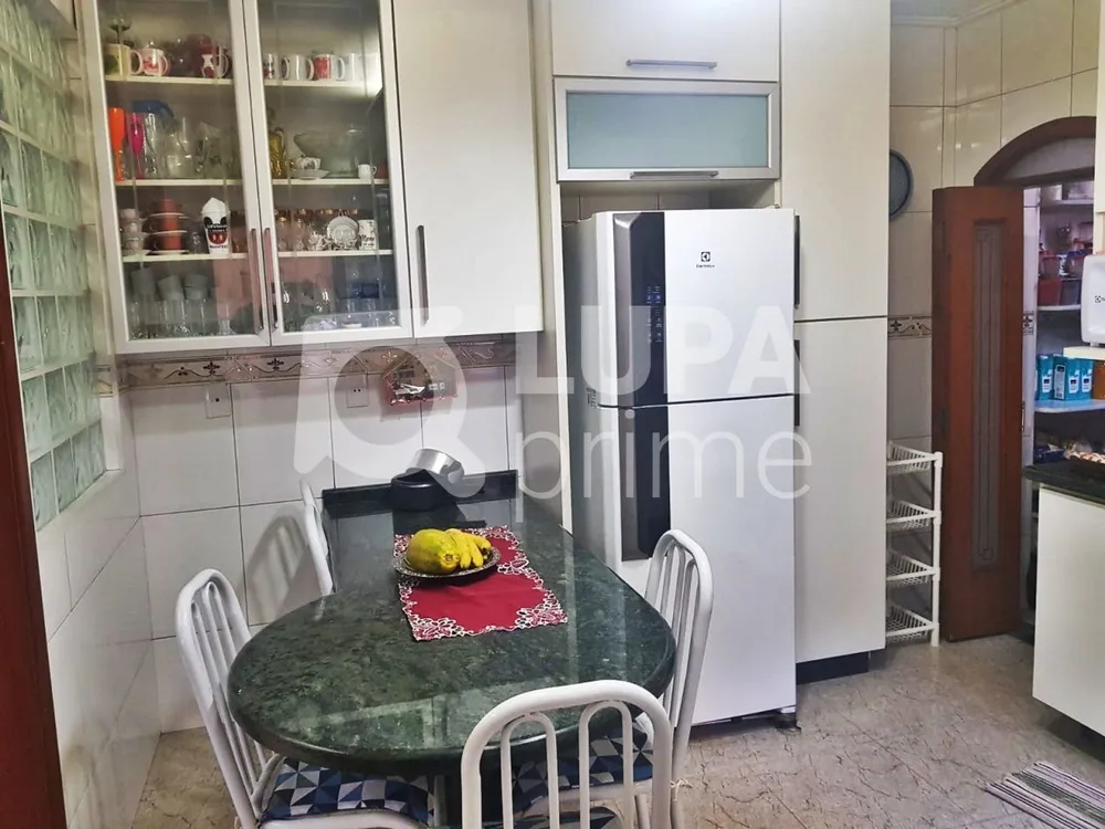 Casa, 3 quartos, 320 m² - Foto 15