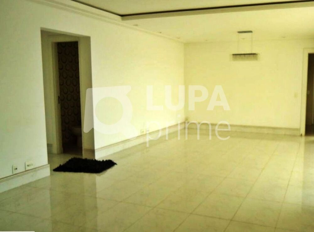 Apartamento à venda com 3 quartos, 130m² - Foto 4