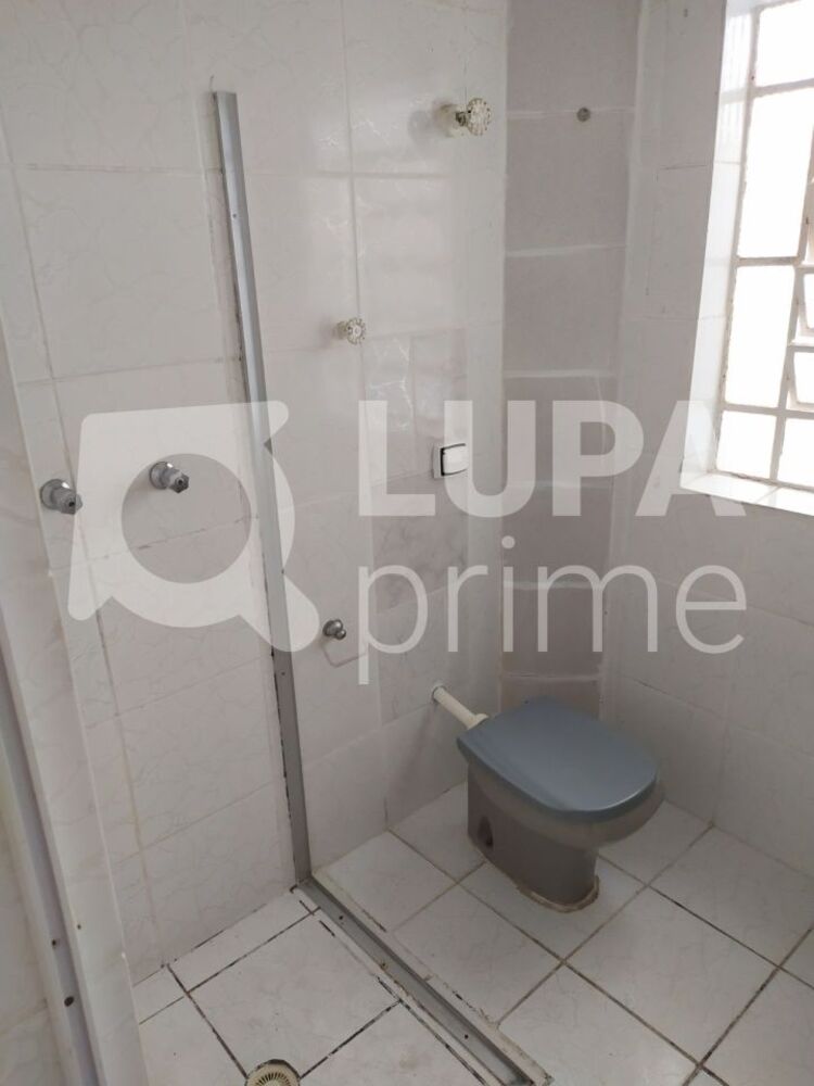 Casa para alugar com 1 quarto, 60m² - Foto 8