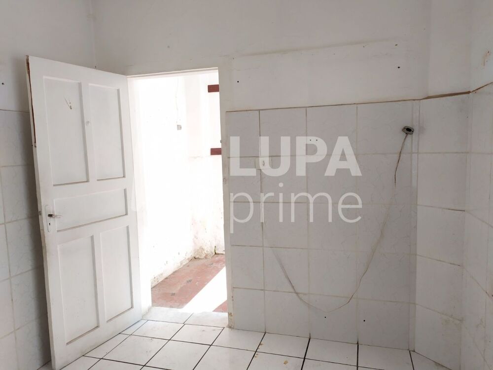 Casa para alugar com 1 quarto, 60m² - Foto 2
