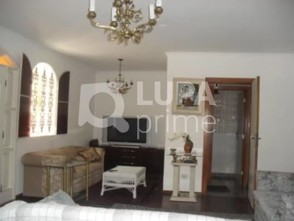 Casa à venda com 4 quartos, 480m² - Foto 3