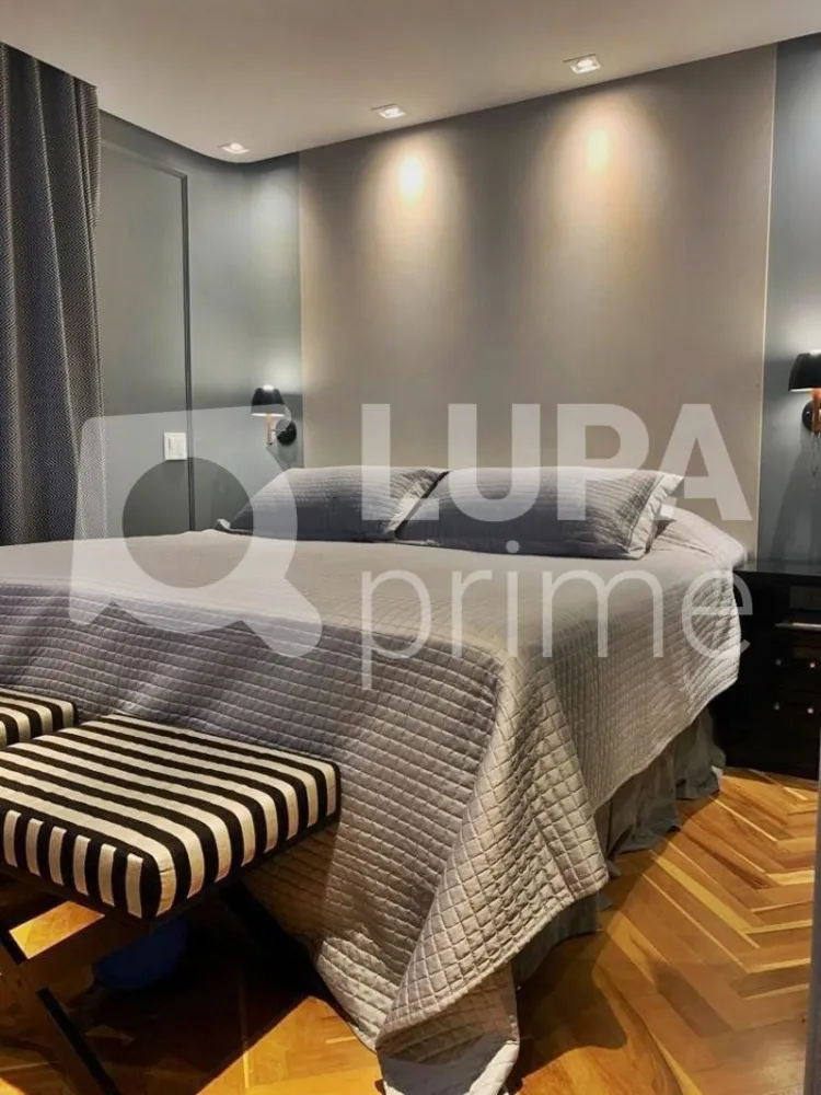 Apartamento, 4 quartos, 215 m² - Foto 1