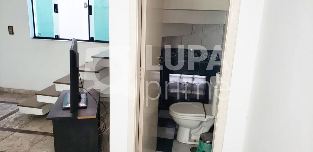 Casa à venda com 3 quartos, 142m² - Foto 5