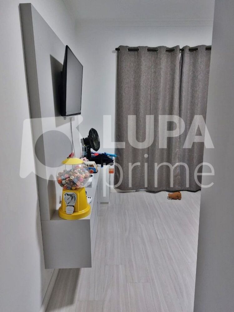 Casa à venda com 3 quartos, 188m² - Foto 2