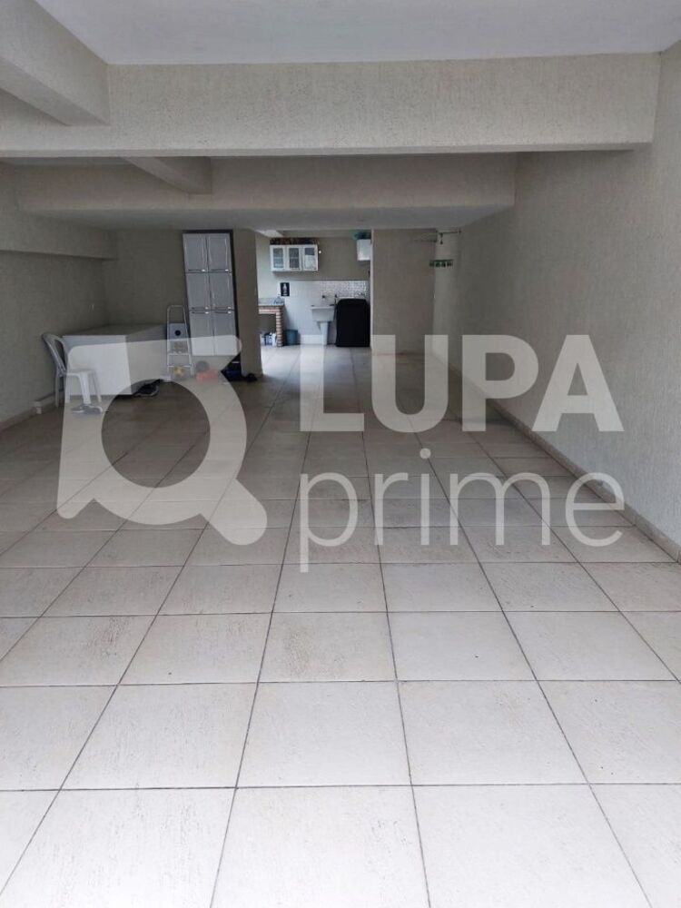 Casa à venda com 3 quartos, 188m² - Foto 4