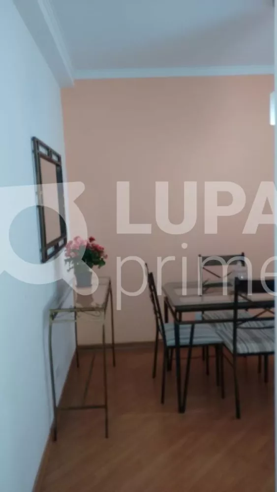 Apartamento à venda com 3 quartos, 78m² - Foto 3