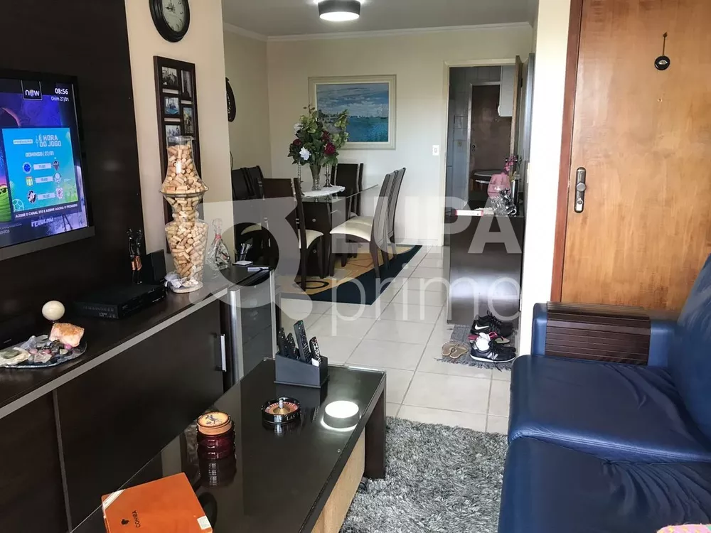 Apartamento à venda com 3 quartos, 94m² - Foto 1