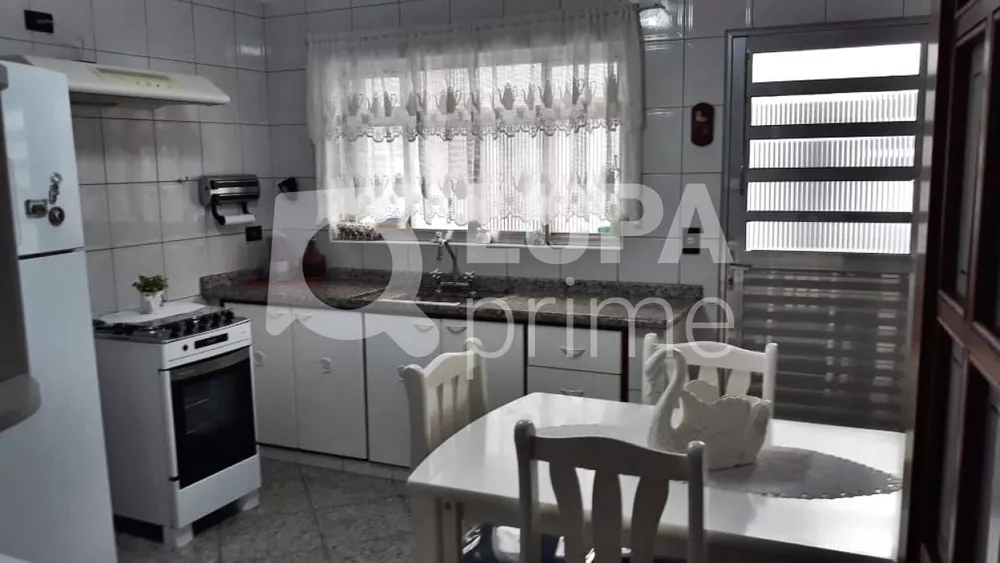 Casa à venda com 3 quartos, 108m² - Foto 6