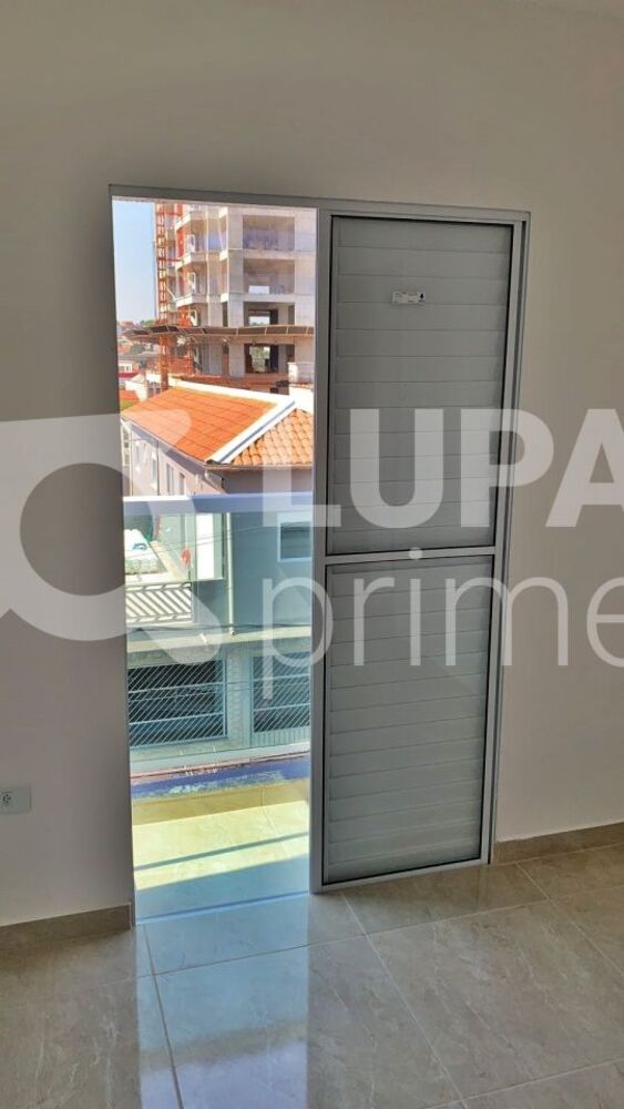 Apartamento à venda com 2 quartos, 41m² - Foto 2