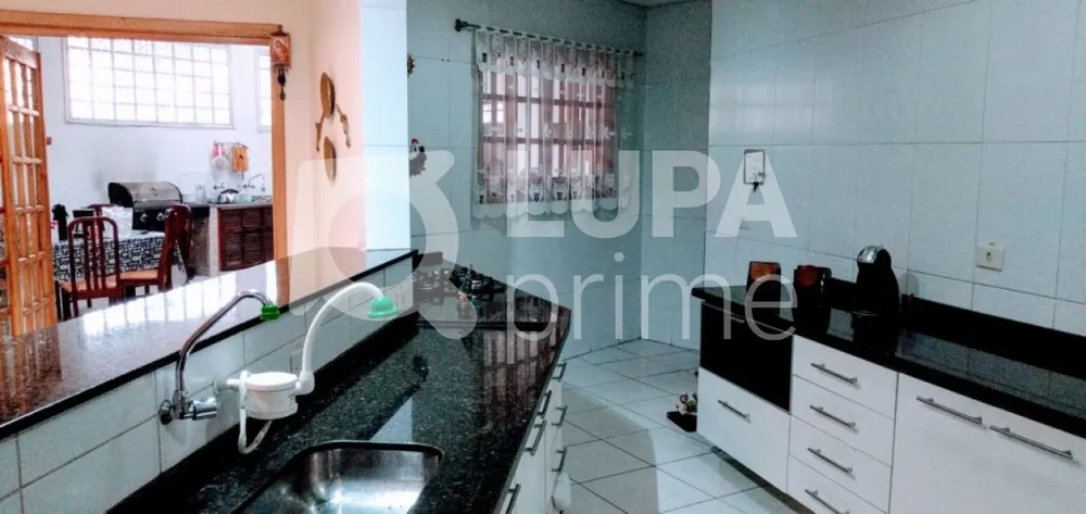 Casa, 6 quartos, 300 m² - Foto 7