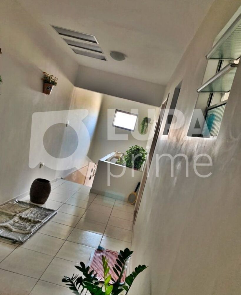 Casa, 4 quartos, 158 m² - Foto 2