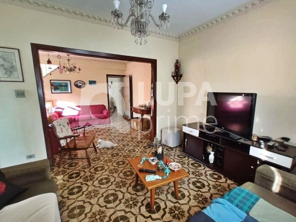 Casa, 5 quartos, 140 m² - Foto 2